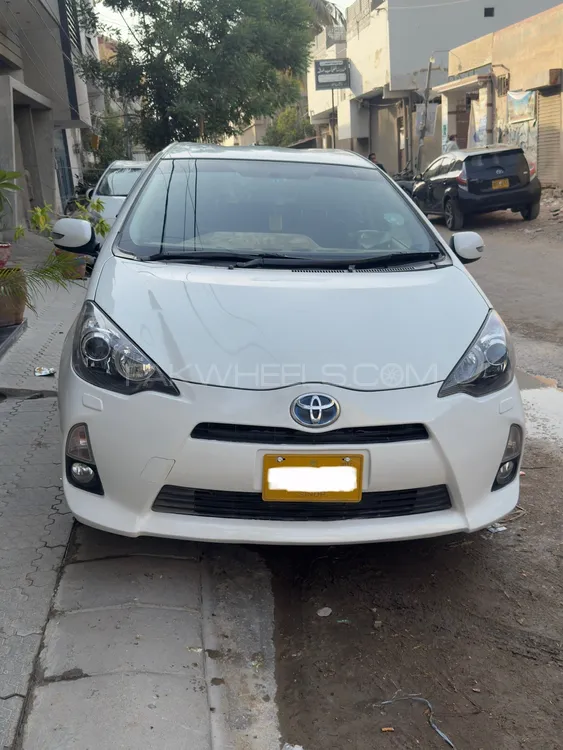 Toyota Aqua 2013 for Sale in Karachi Image-1