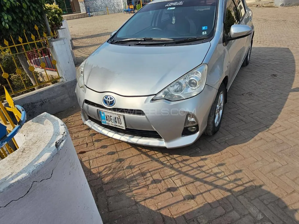Toyota Aqua 2017 for Sale in Daska Image-1
