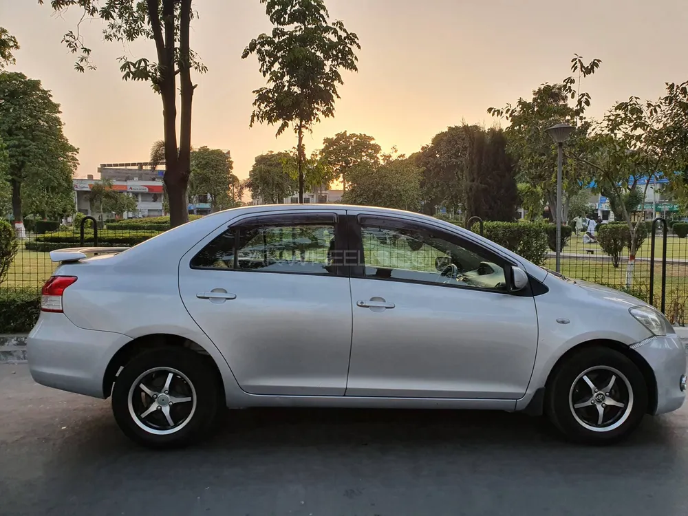 Toyota Belta 2010 for Sale in Gujranwala Image-1