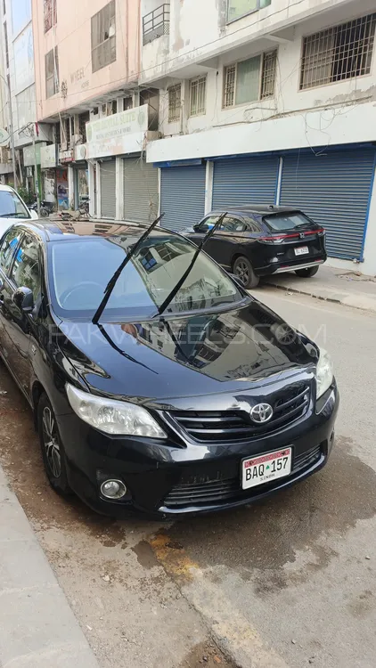 Toyota Corolla 2013 for Sale in Karachi Image-1