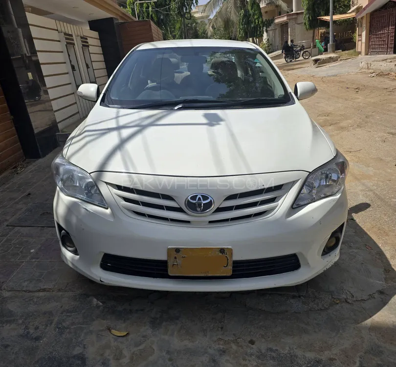 Toyota Corolla 2013 for Sale in Karachi Image-1