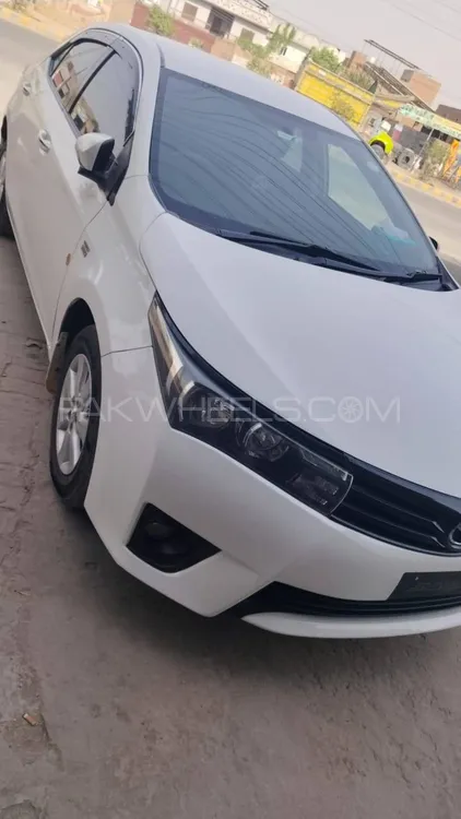 Toyota Corolla 2015 for Sale in Multan Image-1