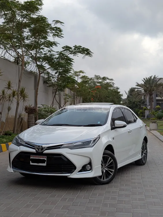 Toyota Corolla 2021 for Sale in Karachi Image-1