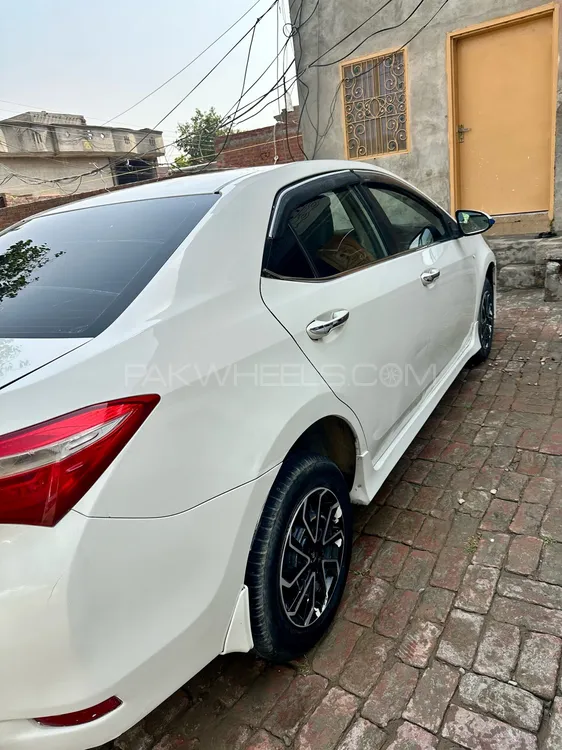 Toyota Corolla 2016 for Sale in Gujranwala Image-1