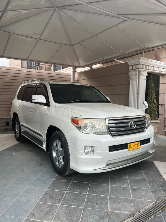 Toyota Land Cruiser 2012 for Sale in Karachi Image-1