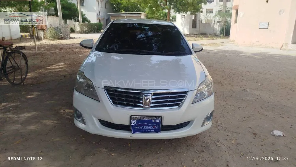 Toyota Premio 2013 for Sale in Karachi Image-1