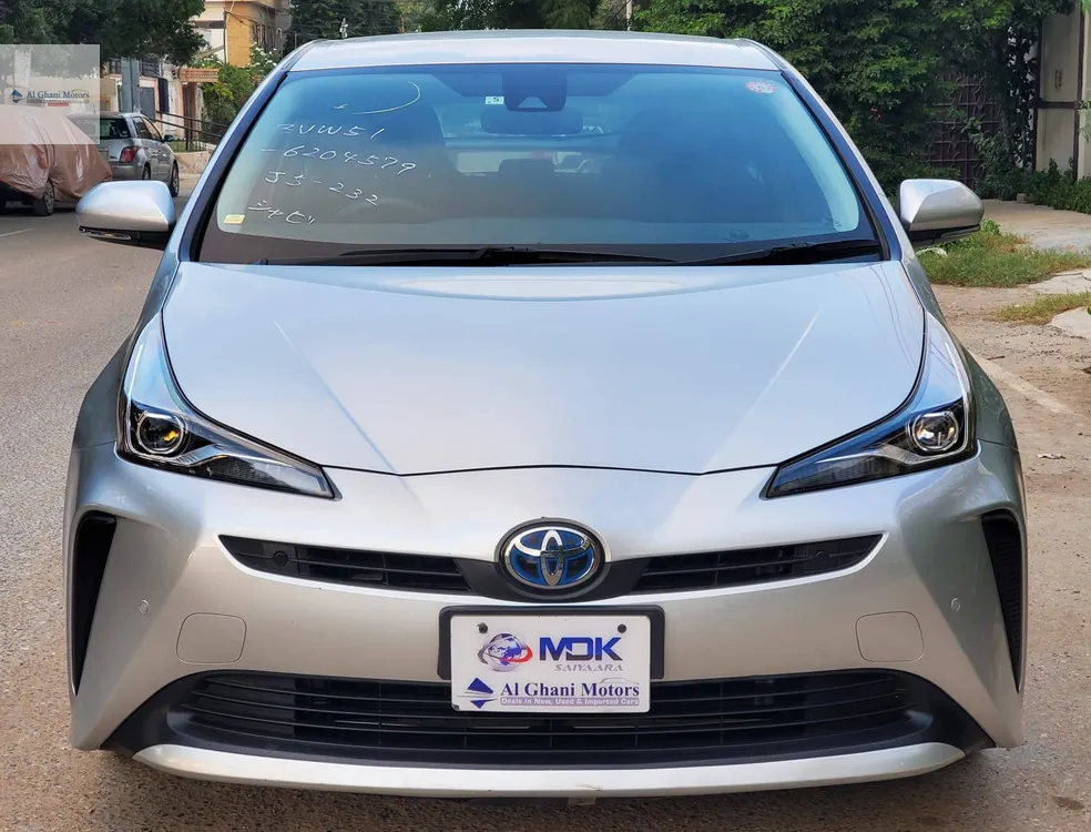 Toyota Prius 2021 for Sale in Karachi Image-1