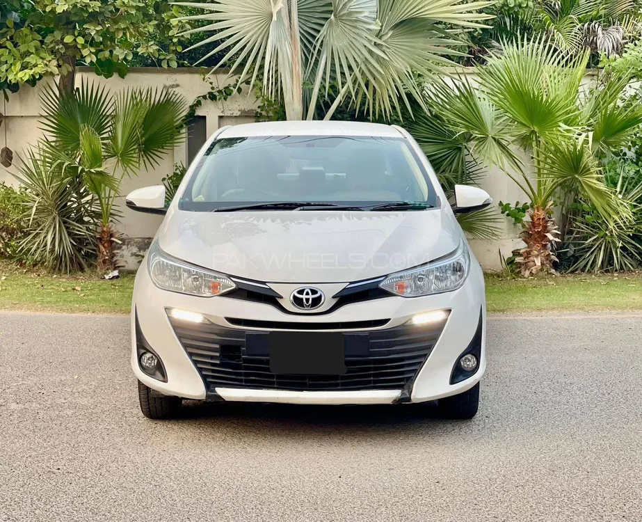 Toyota Yaris Sedan 2023 for Sale in Faisalabad Image-1