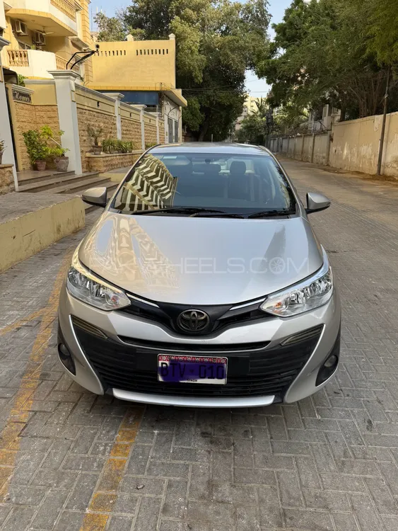 Toyota Yaris Sedan 2021 for Sale in Karachi Image-1