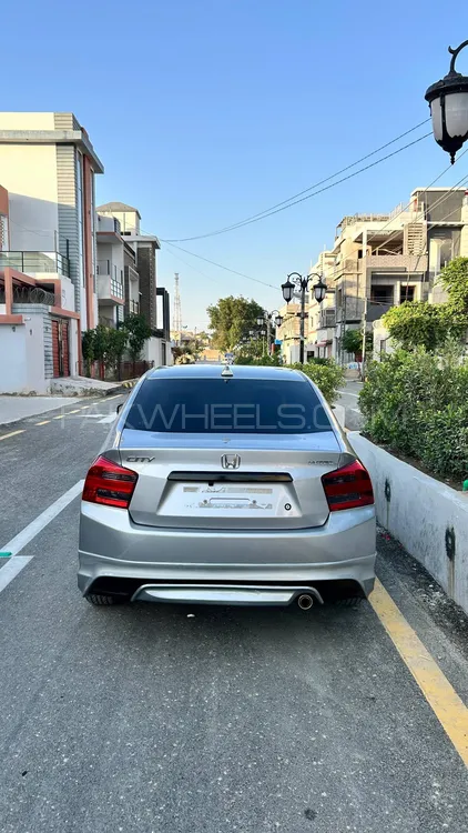 Honda City 2020 for Sale in Sukkur Image-1