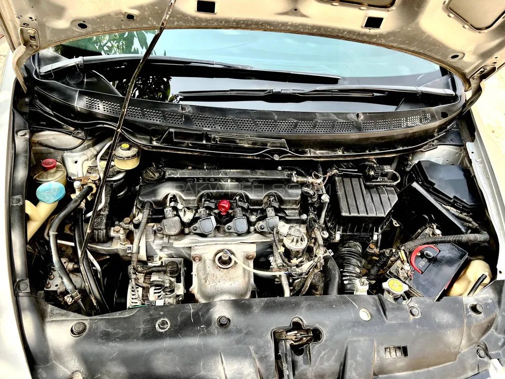 Honda Civic 2009 for Sale in Multan Honda Civic 2009 for Sale in Multan Image-4