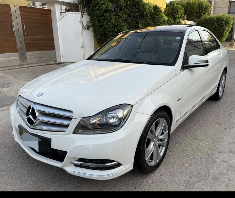 Mercedes Benz C Class 2012 for Sale in Karachi Image-1