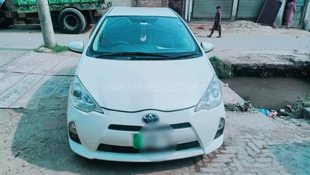 Toyota Aqua 2012 for Sale in Lahore Image-1