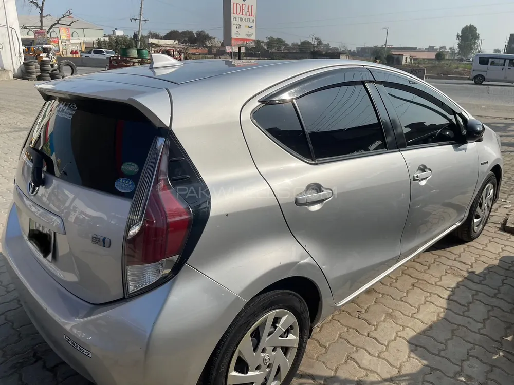 Toyota Aqua 2015 for Sale in Gujranwala Image-1