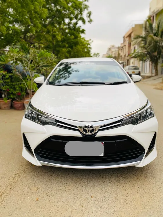 Toyota Corolla 2021 for Sale in Karachi Image-1