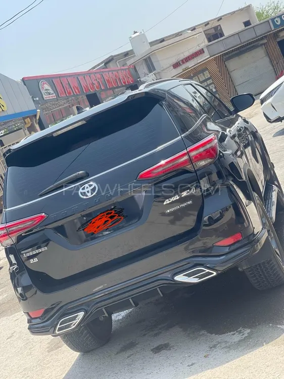 Toyota Fortuner 2023 for Sale in Peshawar Image-1