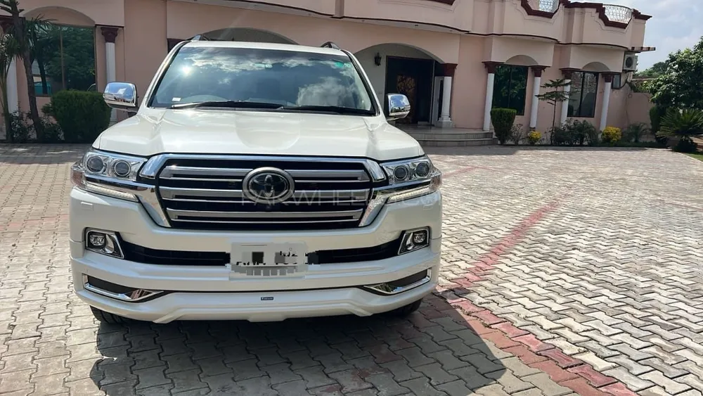 ٹویوٹا لینڈ کروزر 2018 for Sale in سیالکوٹ Image-1