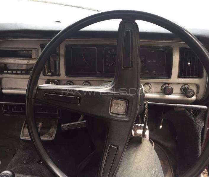 Toyota Mark II 1973 for Sale in Lahore Toyota Mark II 1973 for Sale in Lahore Image-8