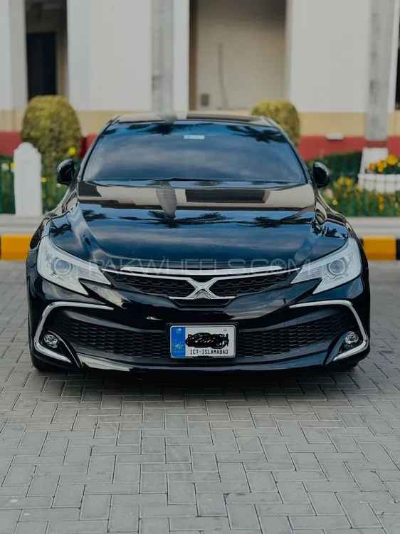 Toyota Mark X 2010 for Sale in Lahore Image-1