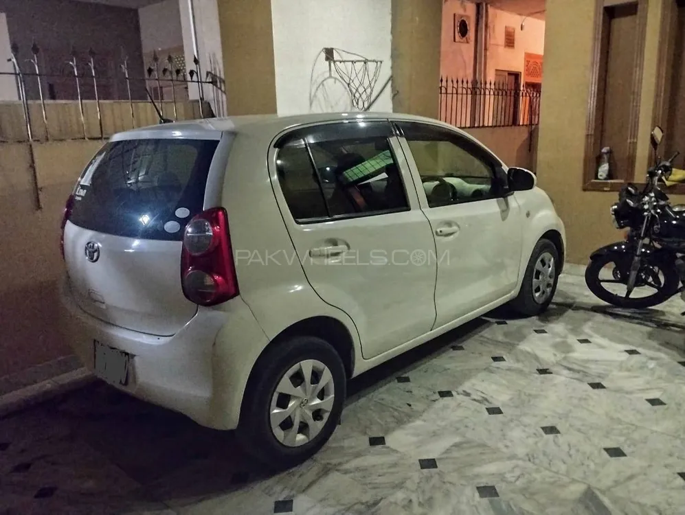 Toyota Passo 2010 for Sale in Islamabad Image-1