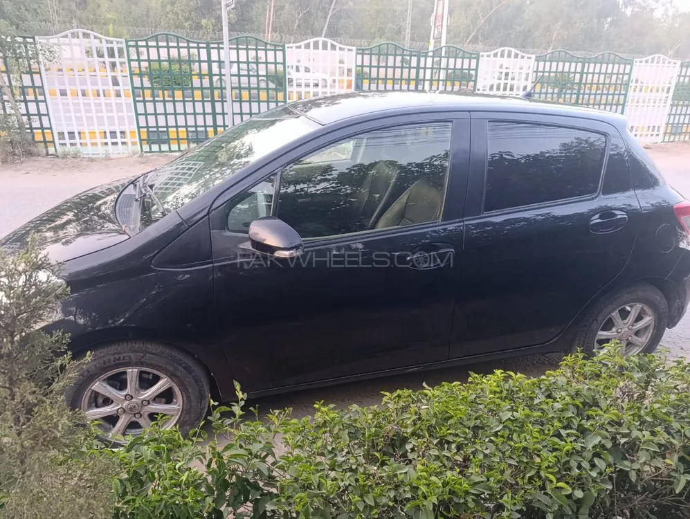 Toyota Vitz 2014 for Sale in Rawalpindi Toyota Vitz 2014 for Sale in Rawalpindi Image-6