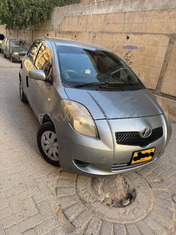 Toyota Vitz 2006 for Sale in Karachi Image-1
