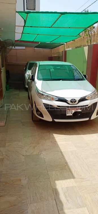 Toyota Yaris Sedan 2021 for Sale in Karachi Image-1