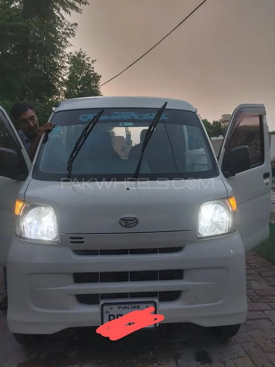 Daihatsu Hijet 2017 for Sale in Faisalabad Image-1
