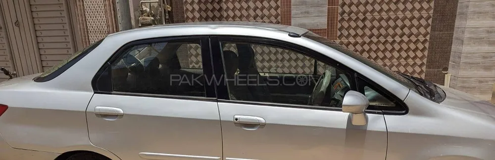 Honda City 2005 for Sale in Karachi Image-1