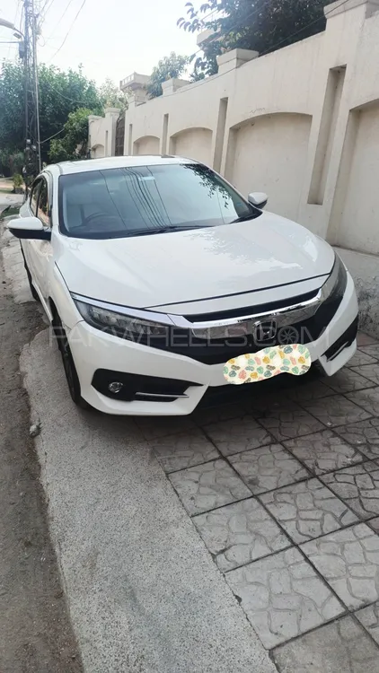 Honda Civic 2019 for Sale in Lahore Image-1