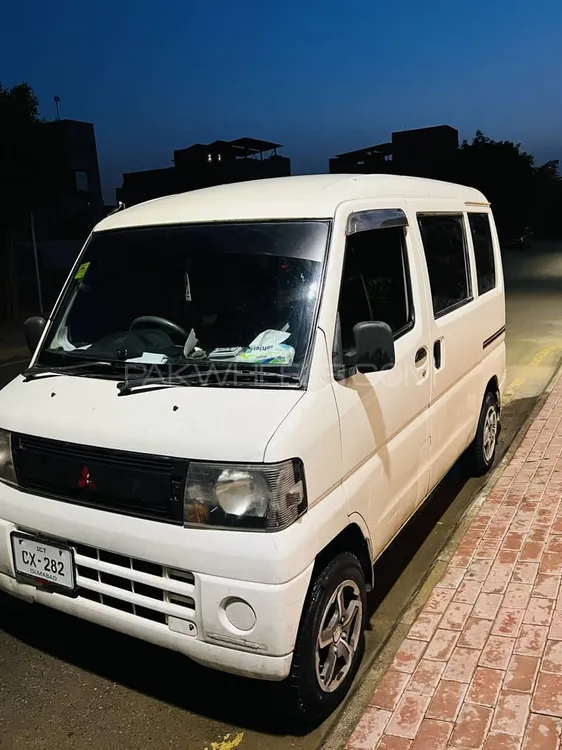 Mitsubishi Minicab 2009 for Sale in Lahore Image-1