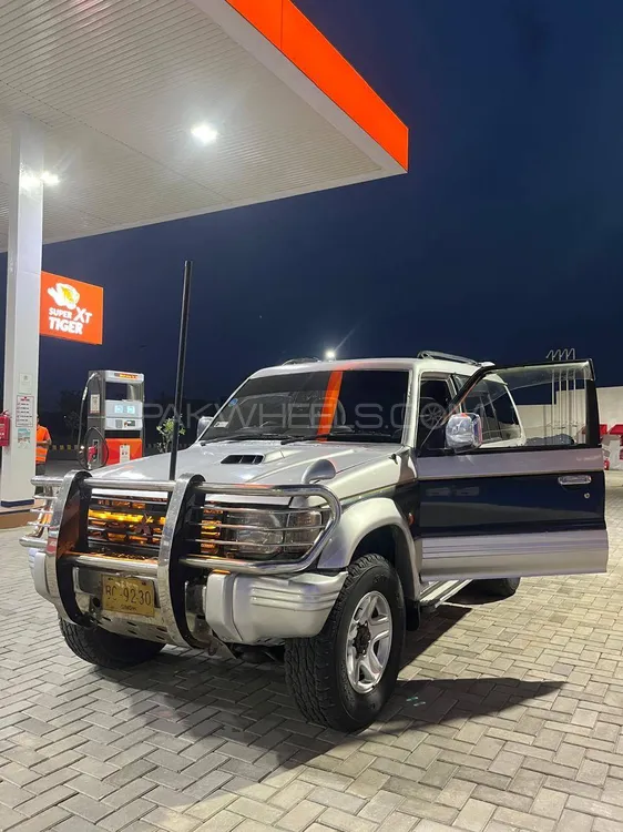 Mitsubishi Pajero 1993 for Sale in Islamabad Image-1