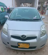 Toyota Vitz 2011 for Sale