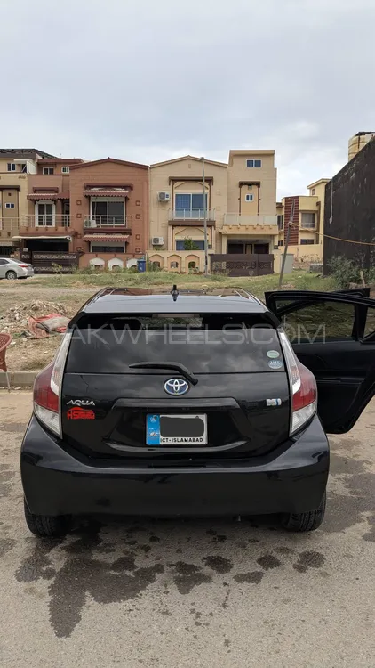Toyota Aqua 2017 for Sale in Rawalpindi Image-1