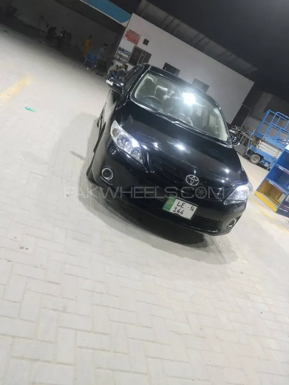 Toyota Corolla 2014 for Sale in Lahore Image-1