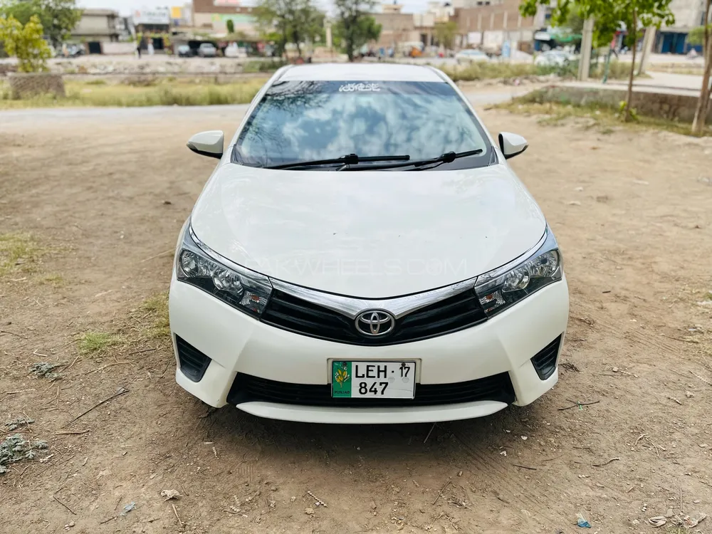 Toyota Corolla 2017 for Sale in Bhalwal Image-1
