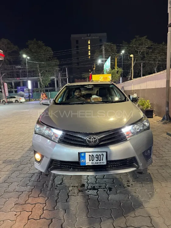 Toyota Corolla 2015 for Sale in Lahore Image-1