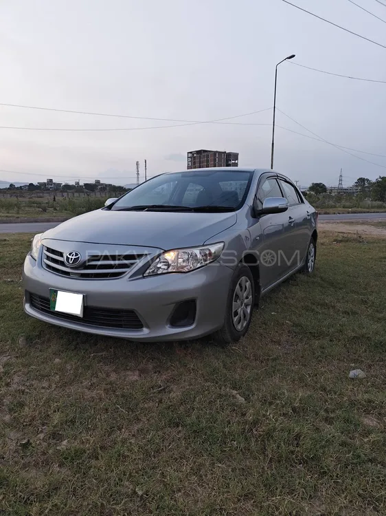 Toyota Corolla 2013 for Sale in Islamabad Image-1