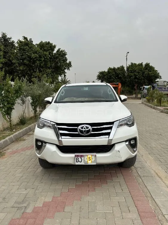 Toyota Fortuner 2018 for Sale in Karachi Image-1