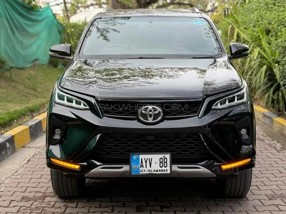 Toyota Fortuner 2022 for Sale in Islamabad Image-1