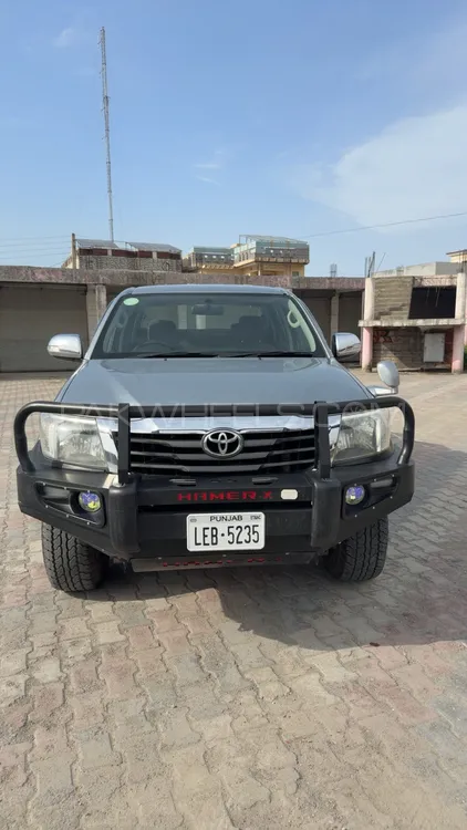 Toyota Hilux 2012 for Sale in Islamabad Image-1