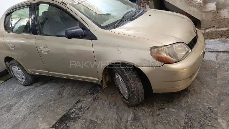 Toyota Platz 1999 for Sale in Mardan Image-1