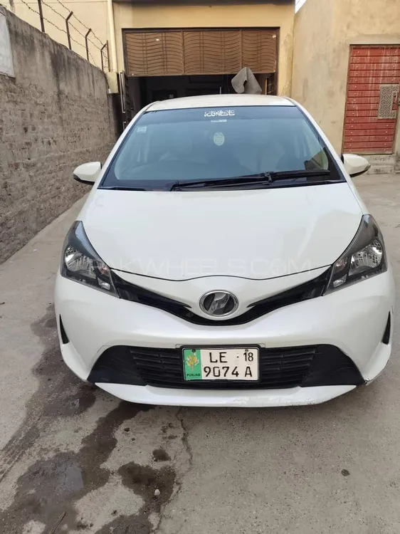 Toyota Vitz 2014 for Sale in Kasur Image-1
