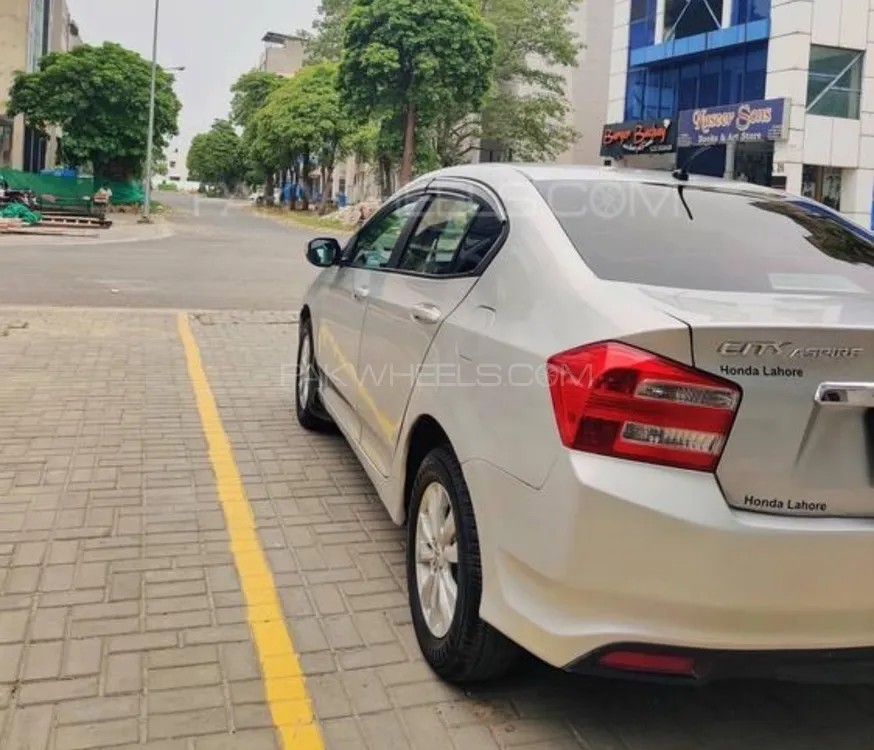 Honda City 2015 for Sale in Lahore Image-1