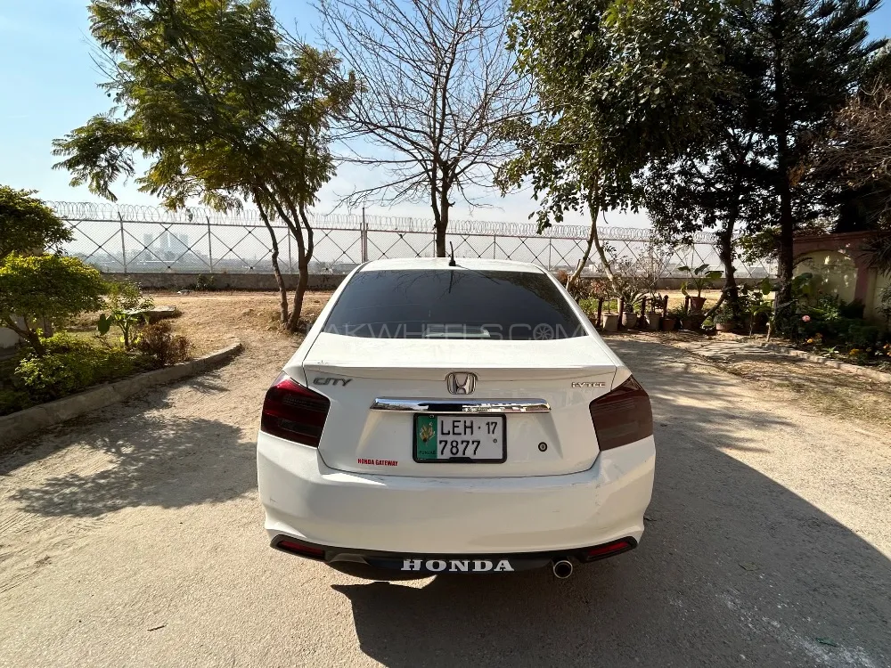 Honda City 2017 for Sale in Islamabad Image-1