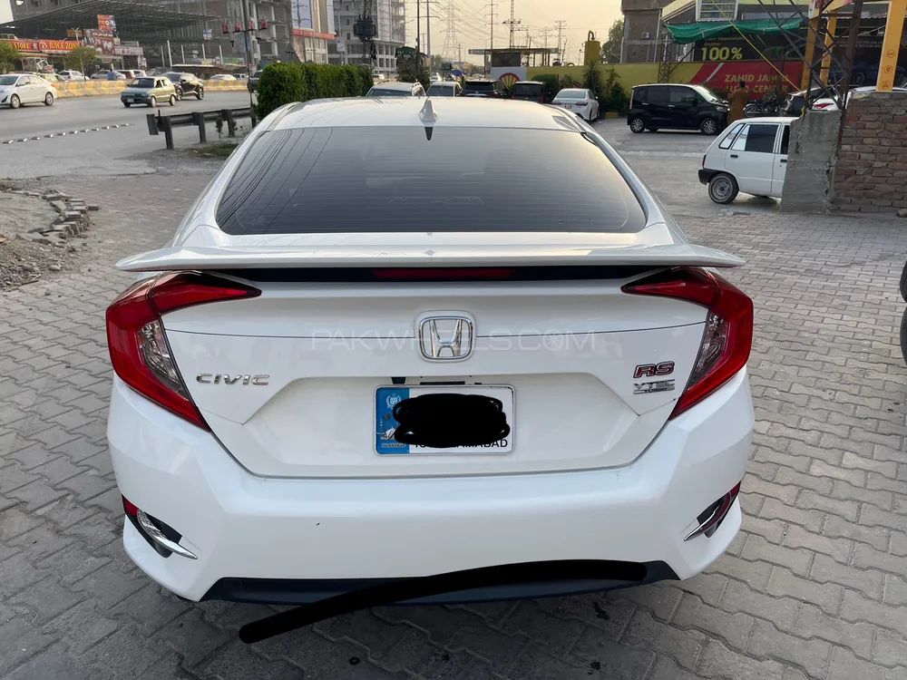Honda Civic 2021 for Sale in Peshawar Image-1
