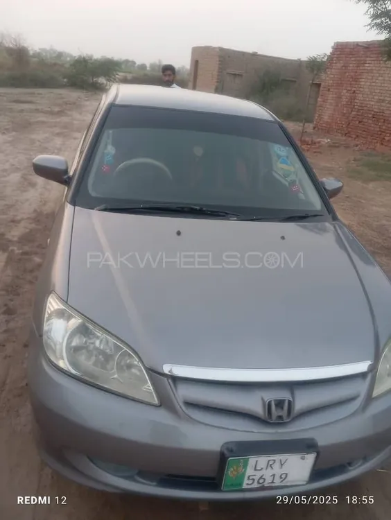 Honda Civic 2004 for Sale in Faisalabad Image-1
