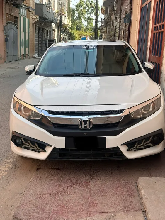 Honda Civic 2016 for Sale in Mian Channu Image-1