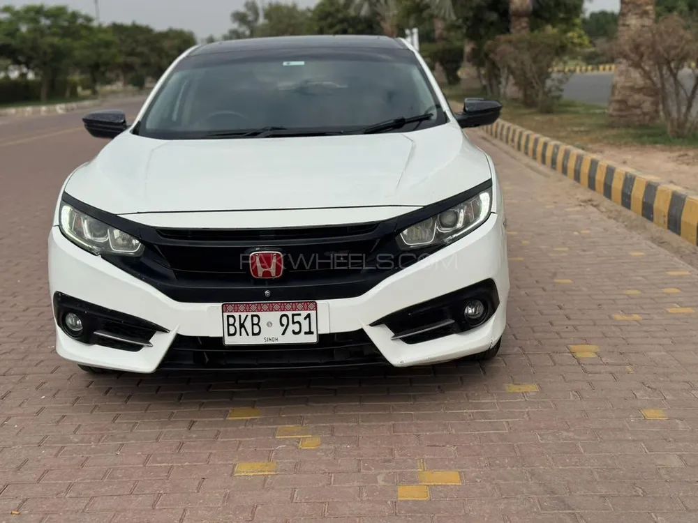 Honda Civic 2017 for Sale in Multan Image-1