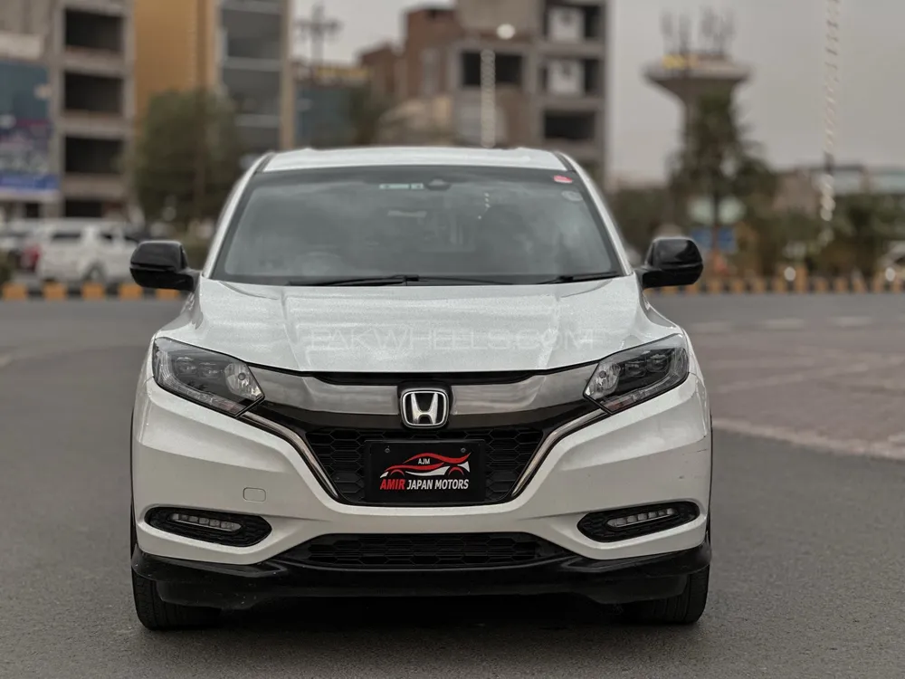 Honda Vezel 2016 for Sale in Lahore Image-1